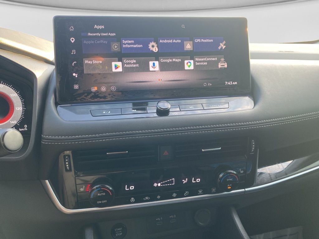 2024 Nissan Rogue SL
