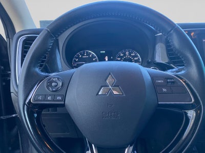 2020 Mitsubishi Outlander SE