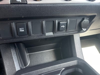 2022 Toyota Tacoma SR V6