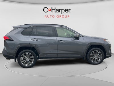 2022 Toyota RAV4 Hybrid XLE Premium