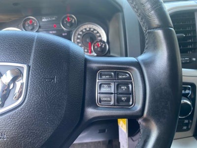 2017 RAM 1500 Big Horn Crew Cab 4x4 5'7" Box