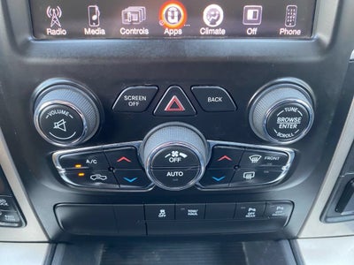 2017 RAM 1500 Big Horn Crew Cab 4x4 5'7" Box