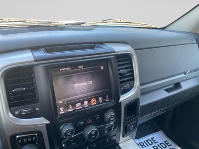 2017 RAM 1500 Big Horn Crew Cab 4x4 5'7" Box