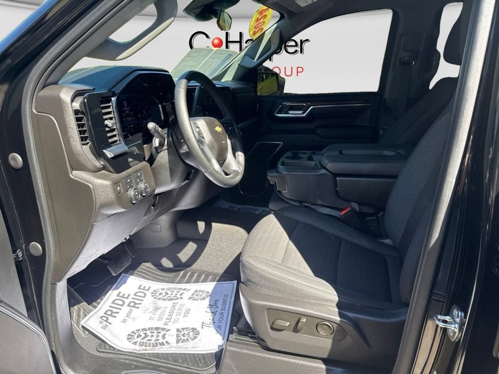 2024 Chevrolet Silverado 1500 LT (2FL)