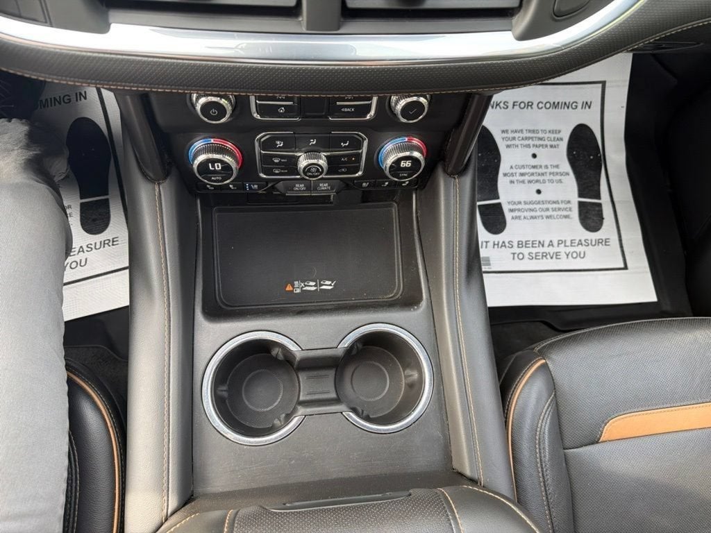 2023 GMC Yukon XL AT4