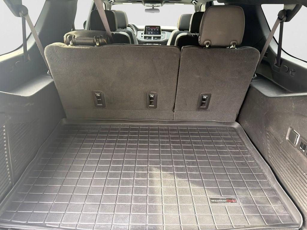 2023 GMC Yukon XL AT4