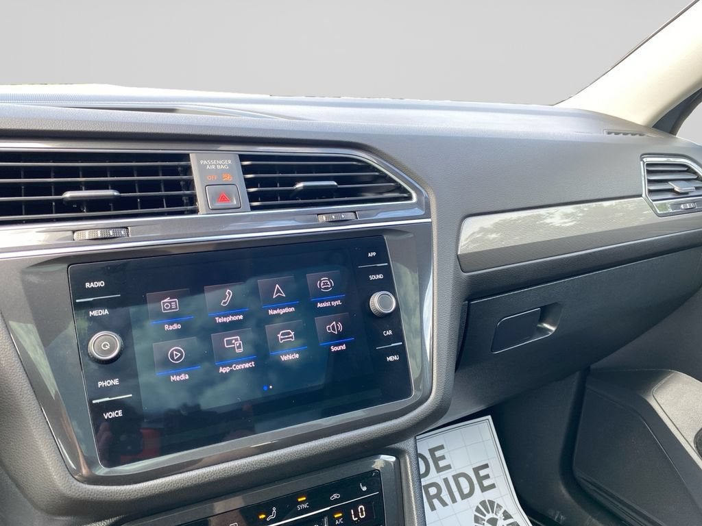 2023 Volkswagen Tiguan 2.0T SE