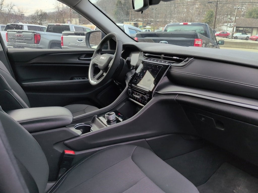 2024 Jeep Grand Cherokee Laredo X 4x4