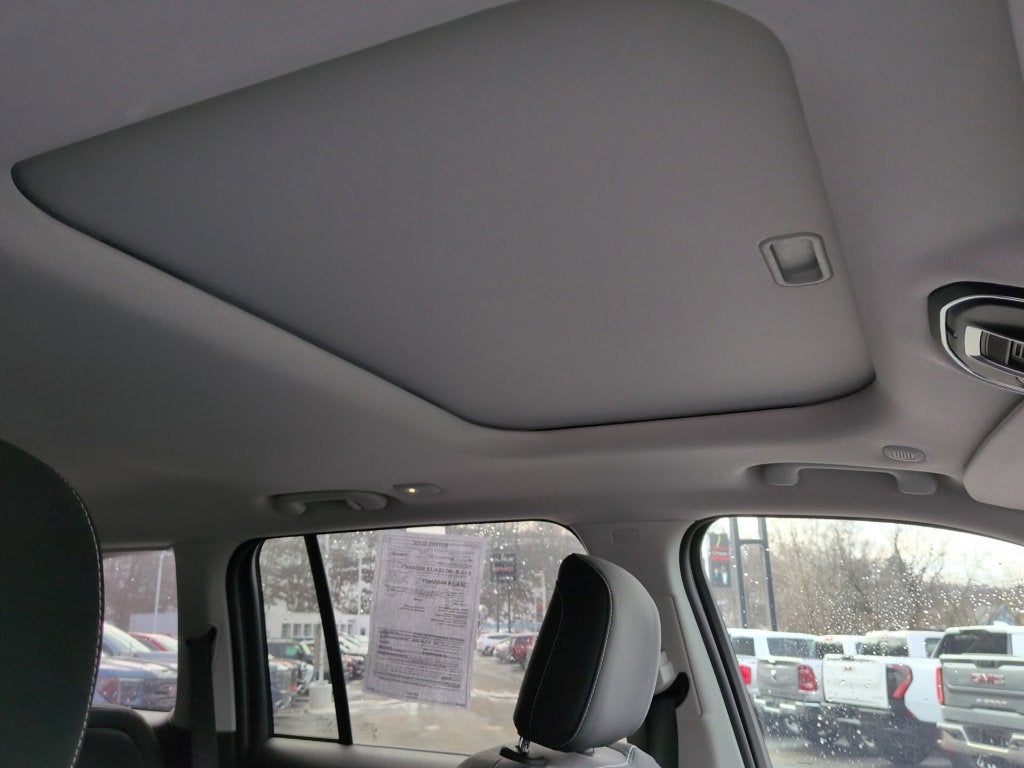 2024 Jeep Grand Cherokee Laredo X 4x4