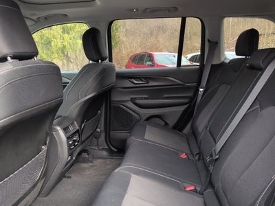 2024 Jeep Grand Cherokee Laredo X 4x4