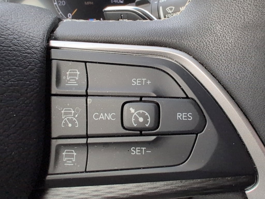 2024 Jeep Grand Cherokee Laredo X 4x4