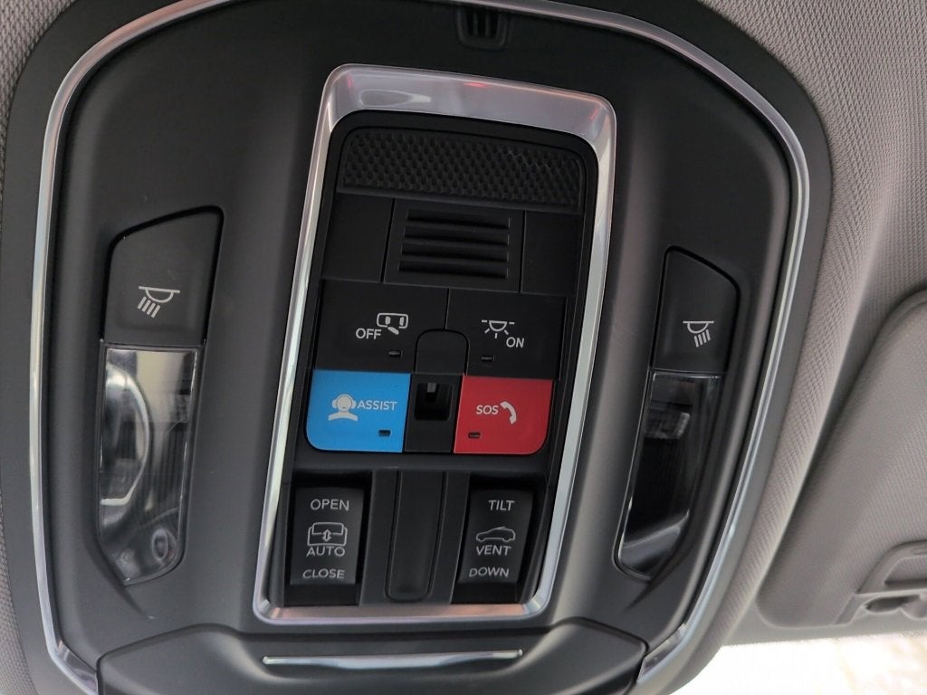 2024 Jeep Grand Cherokee Laredo X 4x4