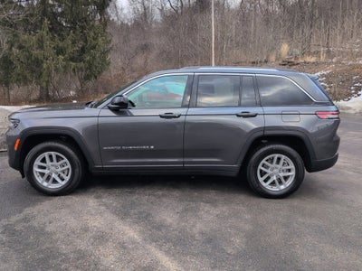 2024 Jeep Grand Cherokee Laredo X 4x4