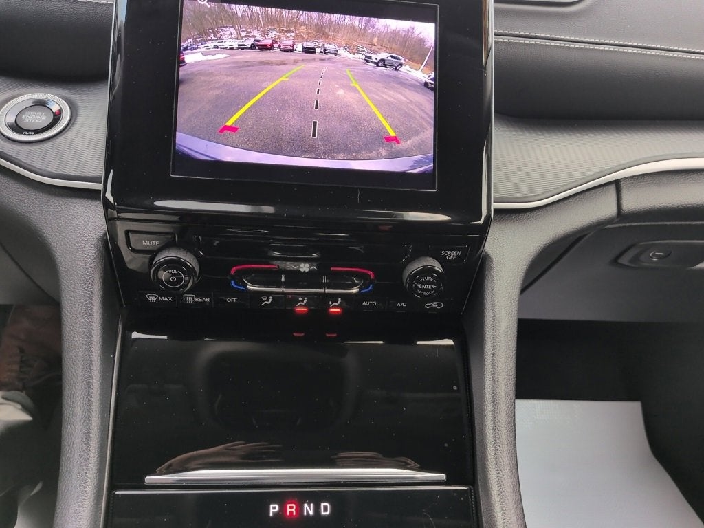 2024 Jeep Grand Cherokee Laredo X 4x4