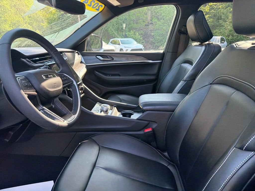 2024 Jeep Grand Cherokee L Limited 4x4