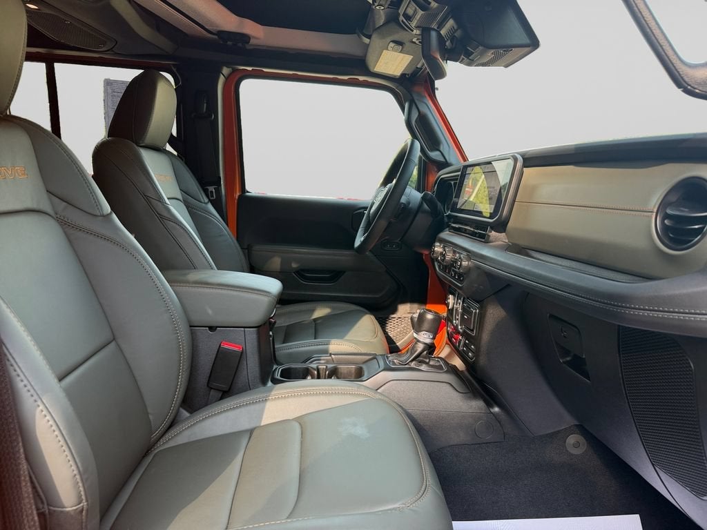 2025 Jeep Gladiator Mojave X