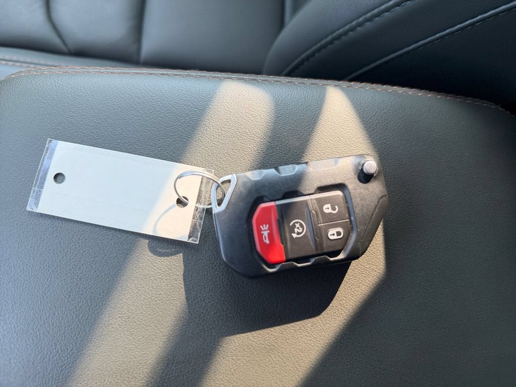 2025 Jeep Gladiator Mojave X