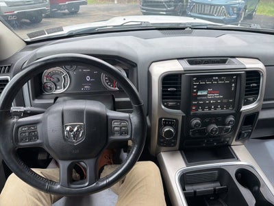 2018 RAM 1500 Big Horn Crew Cab 4x4 5'7" Box