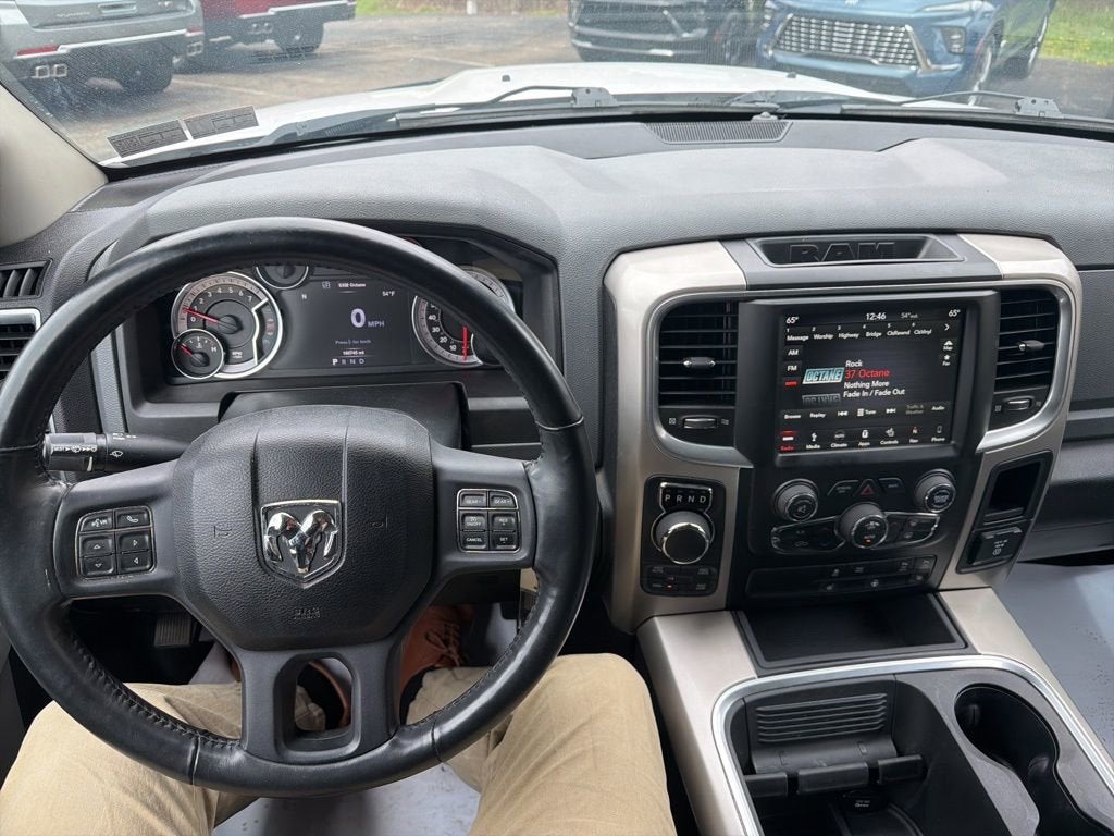 2018 RAM 1500 Big Horn Crew Cab 4x4 5'7" Box