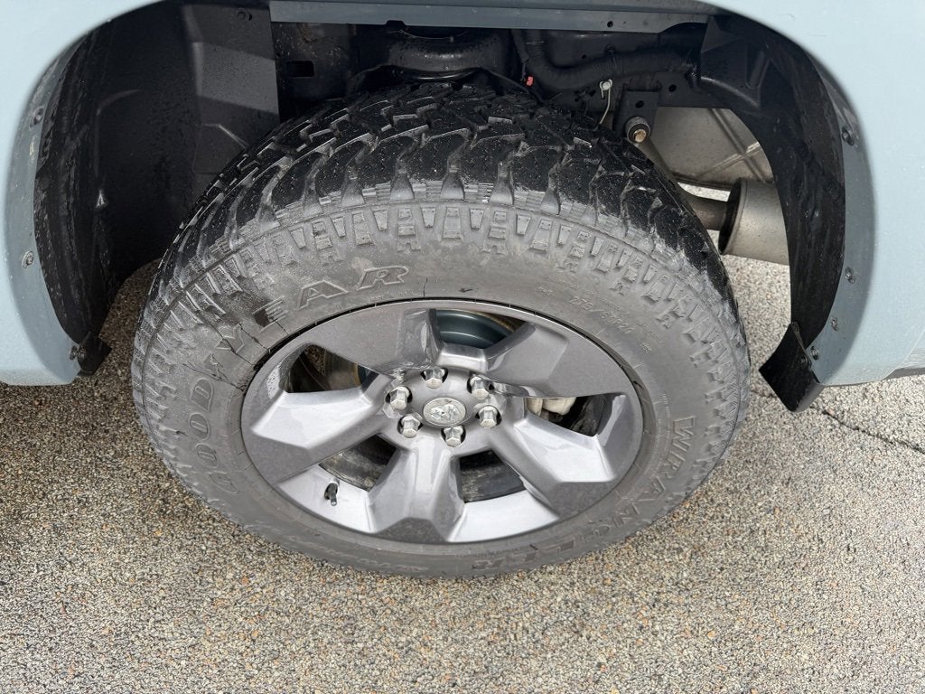 2021 RAM 1500 Big Horn Crew Cab 4x4 5'7" Box