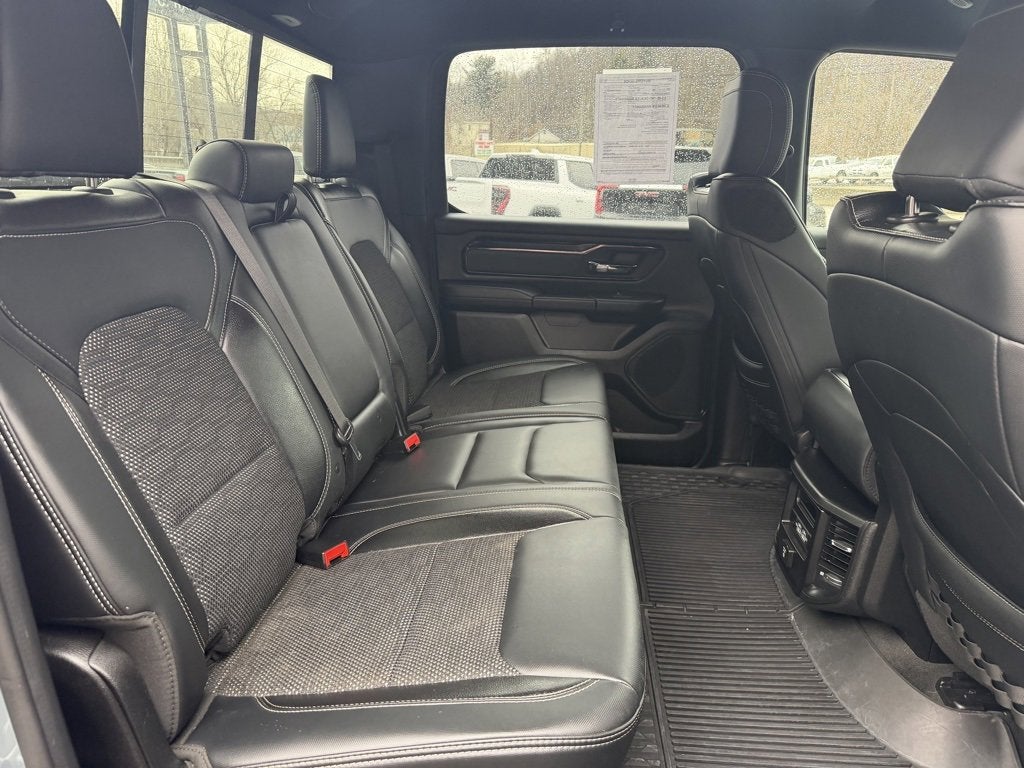 2021 RAM 1500 Big Horn Crew Cab 4x4 5'7" Box