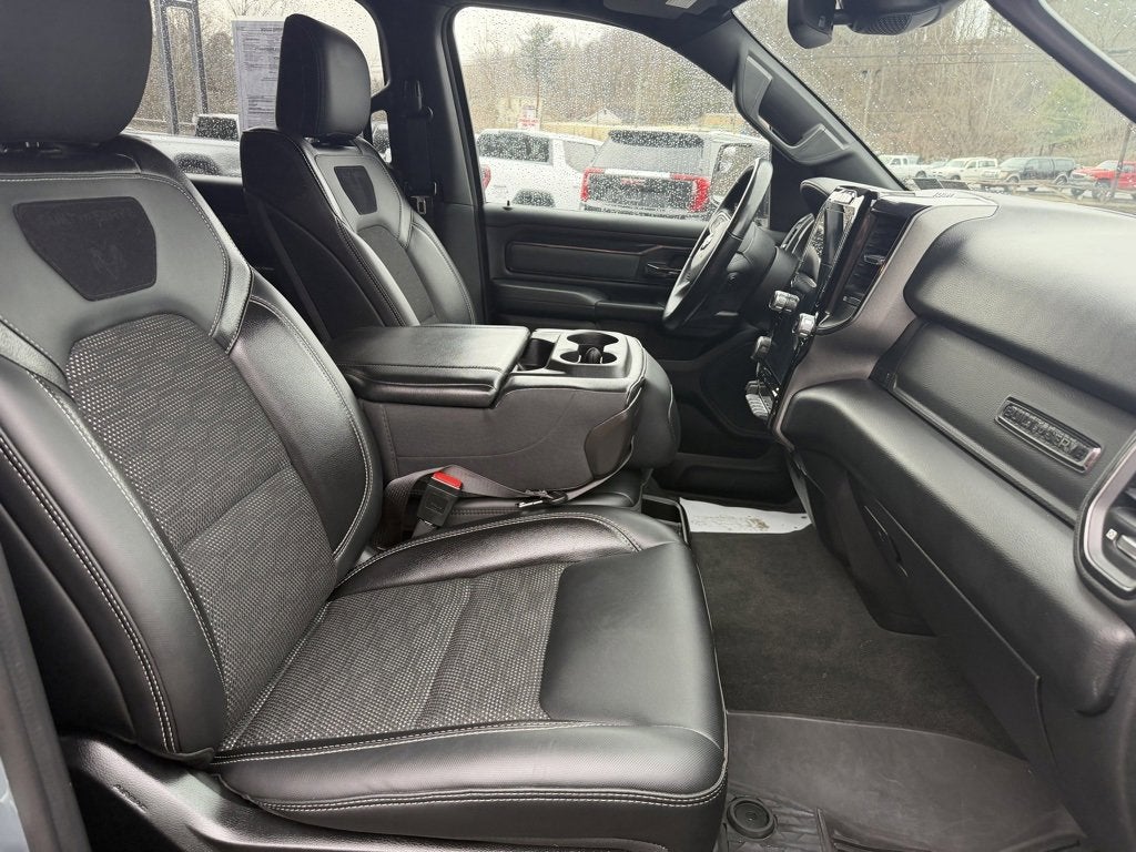 2021 RAM 1500 Big Horn Crew Cab 4x4 5'7" Box