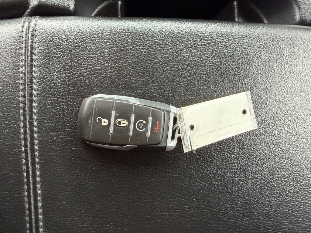 2021 RAM 1500 Big Horn Crew Cab 4x4 5'7" Box