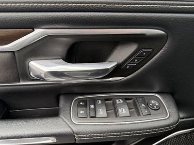 2022 RAM 1500 Laramie Crew Cab 4x4 5'7" Box