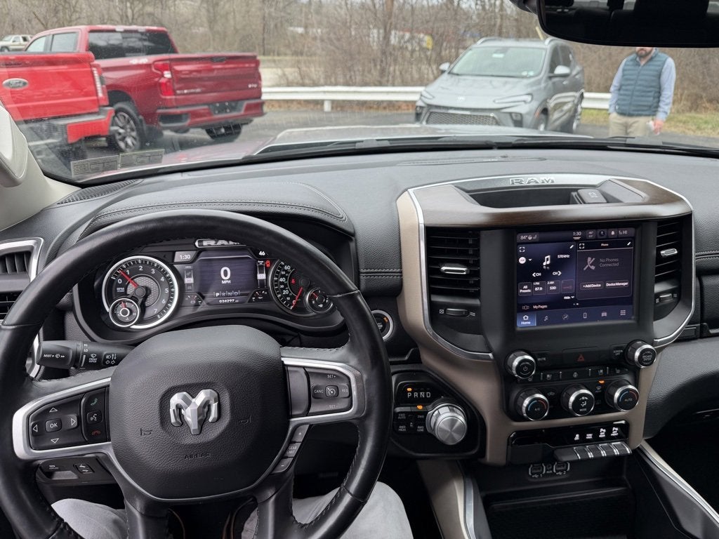 2022 RAM 1500 Laramie Crew Cab 4x4 5'7" Box