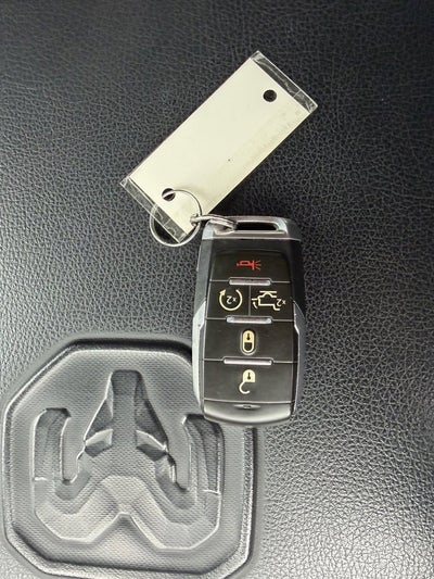 2022 RAM 1500 Laramie Crew Cab 4x4 5'7" Box