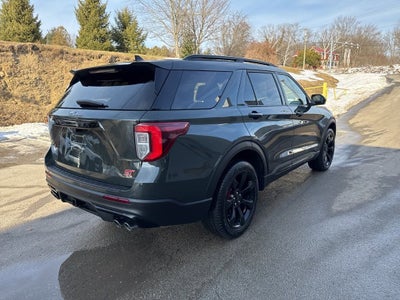 2022 Ford Explorer ST