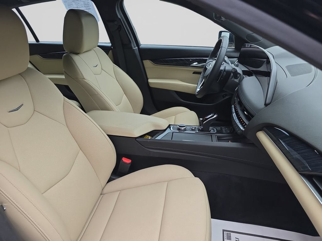 2025 Cadillac CT5 Premium Luxury