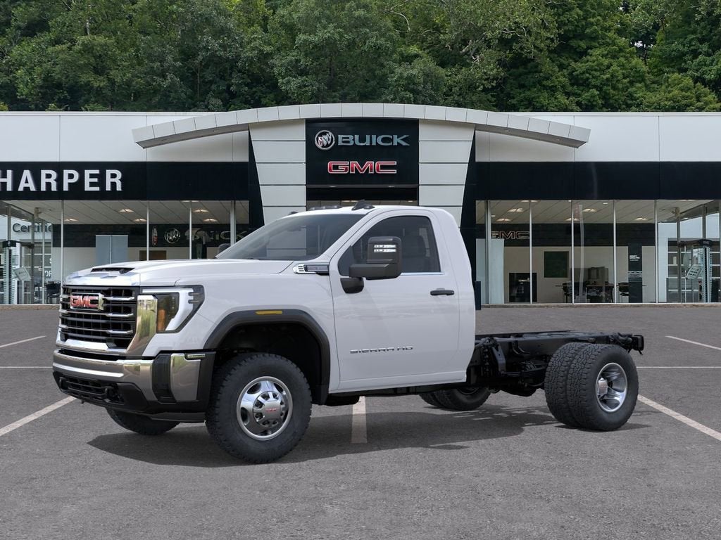 2026 GMC Sierra 3500 HD Chassis Cab Pro
