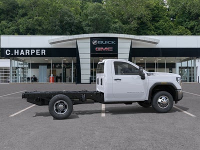 2026 GMC Sierra 3500 HD Chassis Cab Pro