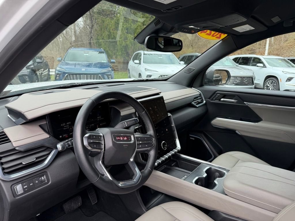 2024 GMC Acadia Elevation