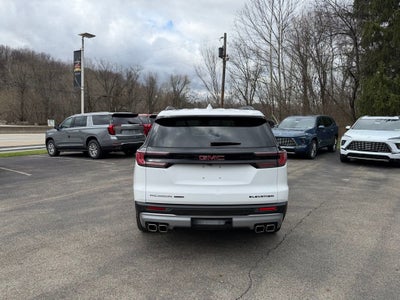 2024 GMC Acadia Elevation
