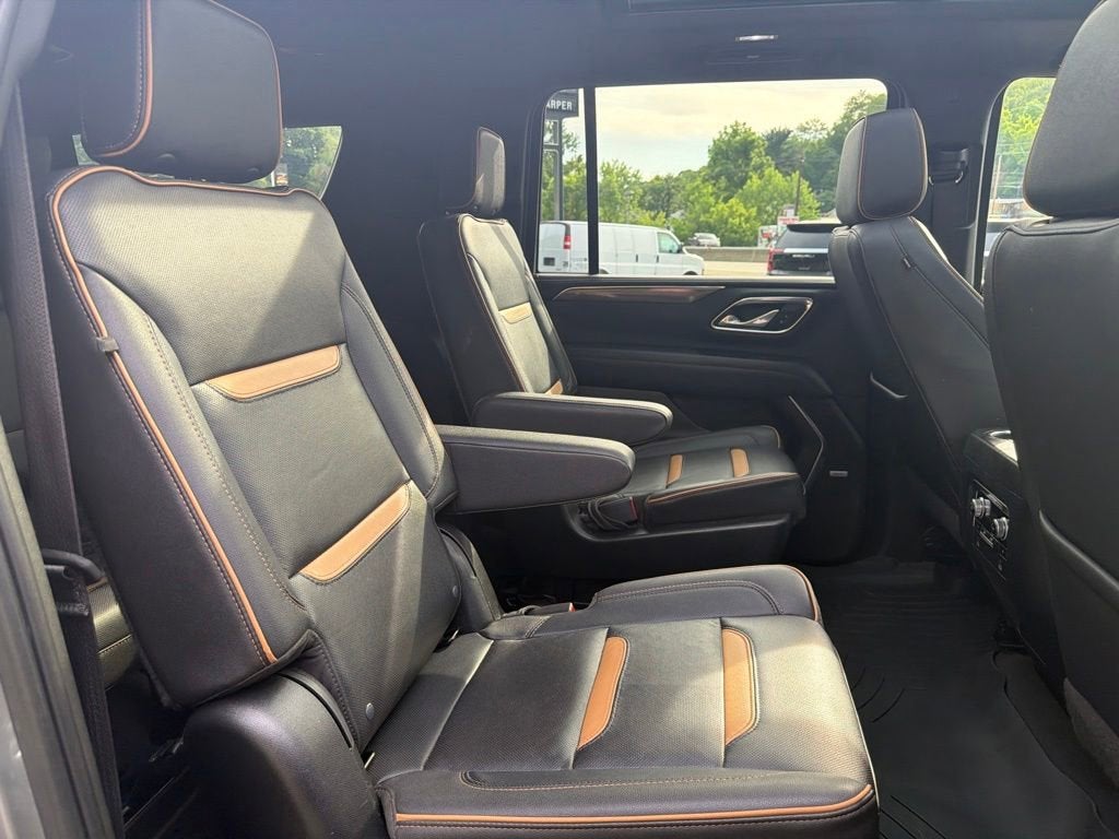 2023 GMC Yukon XL AT4