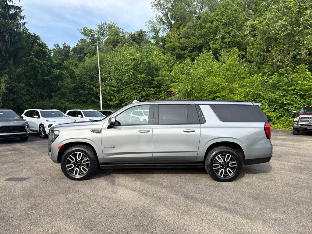 2023 GMC Yukon XL AT4