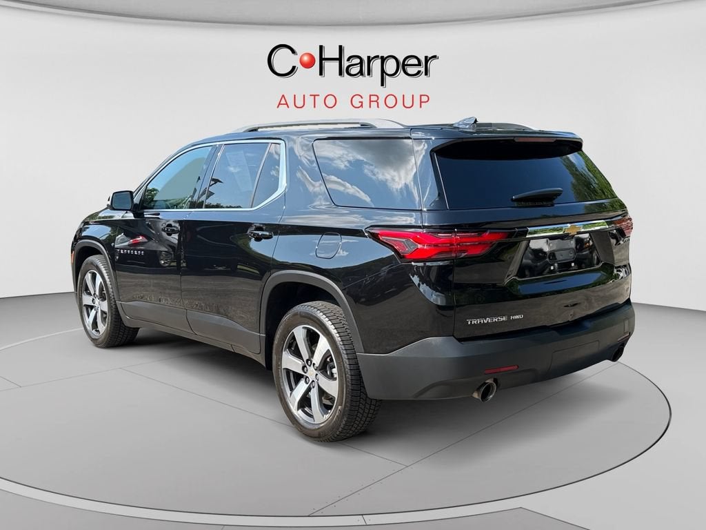 2023 Chevrolet Traverse LT Leather