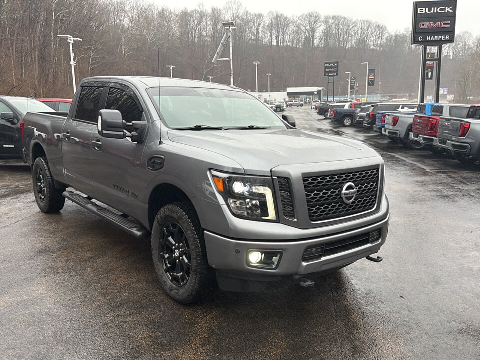 2018 Nissan TITAN XD SV Diesel