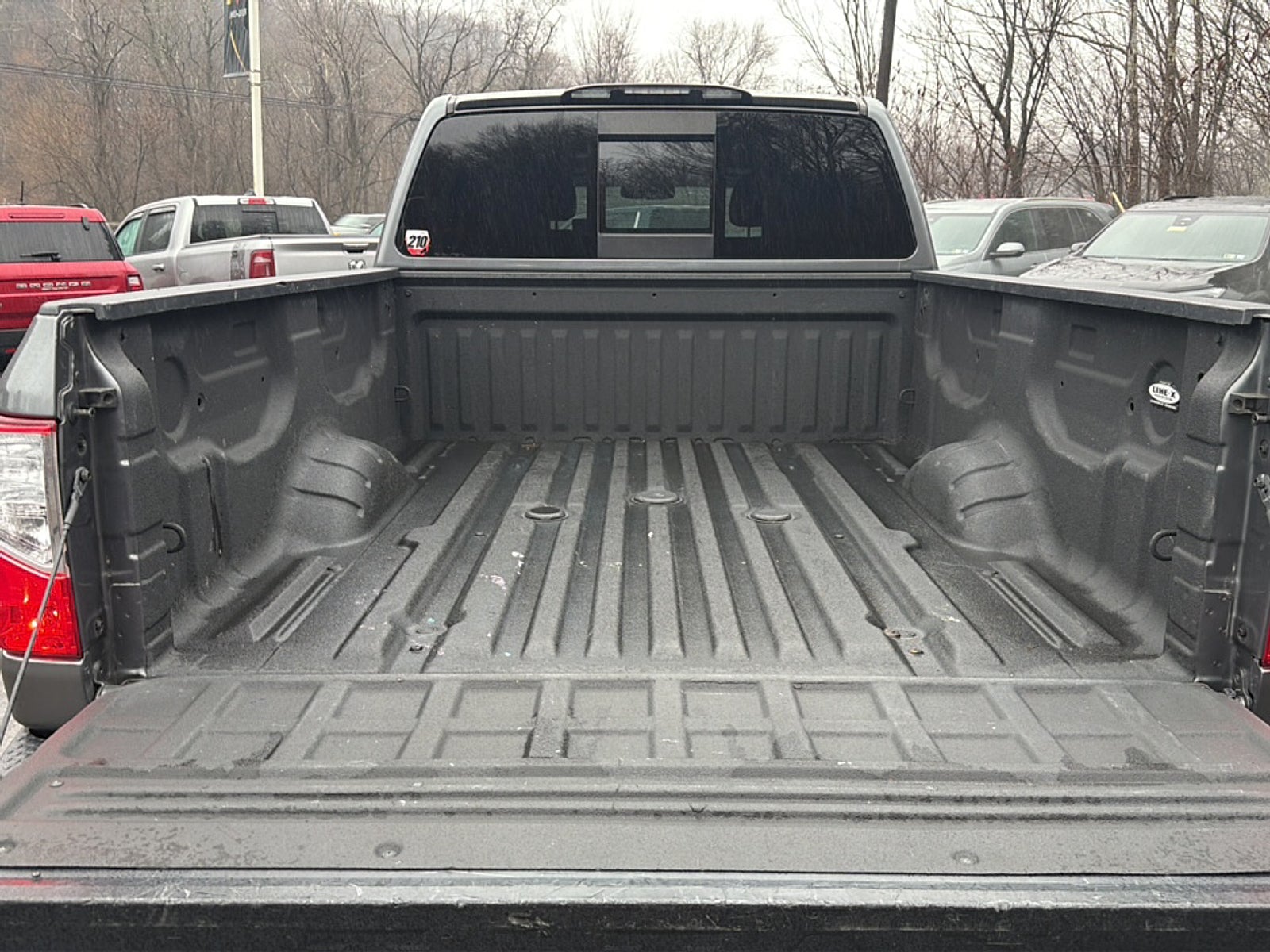 2018 Nissan TITAN XD SV Diesel