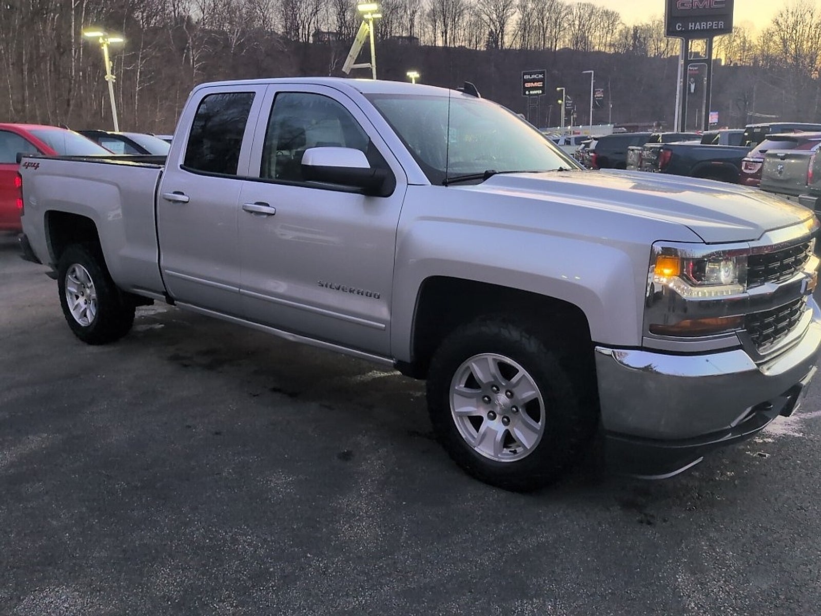 2019 Chevrolet Silverado LD LT