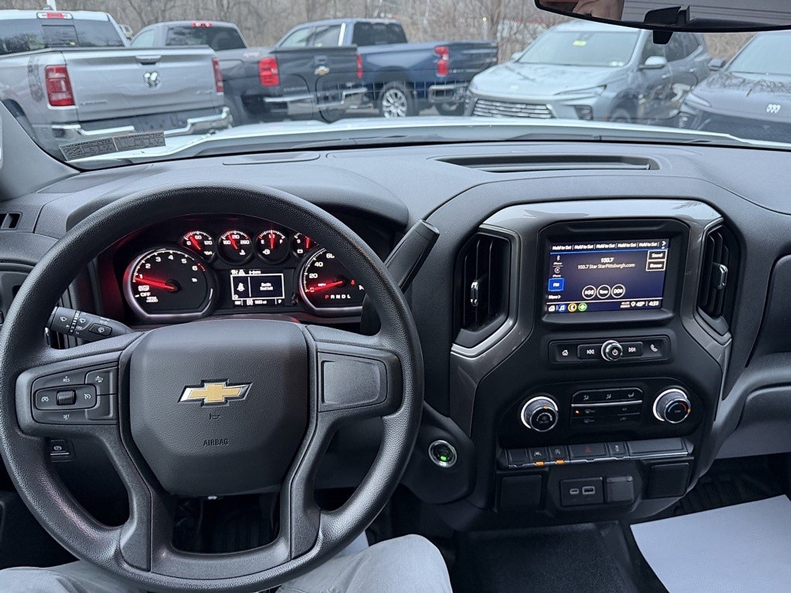 2025 Chevrolet Silverado 1500 WT