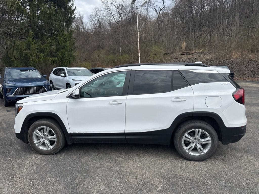 2022 GMC Terrain SLE