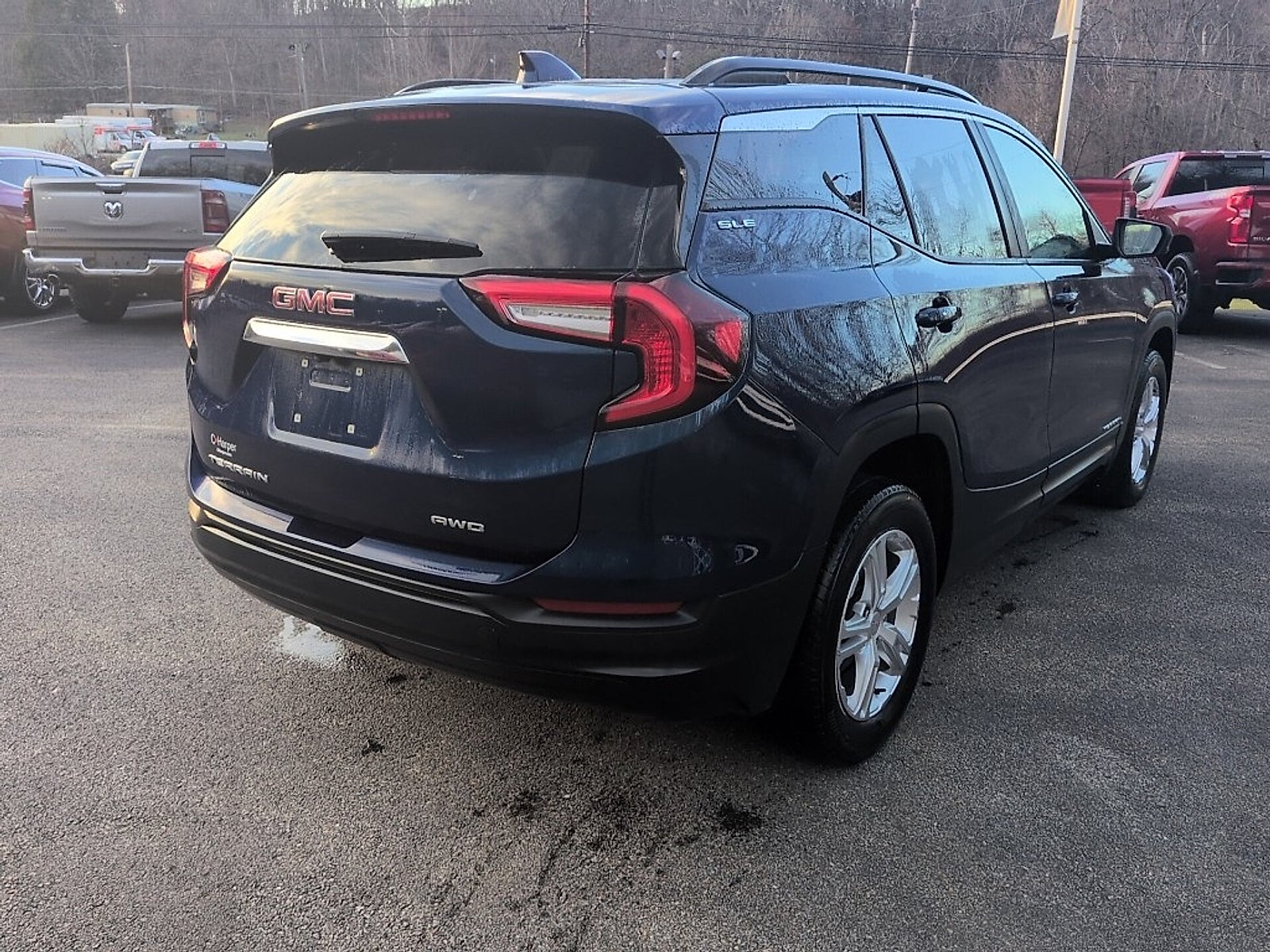 2022 GMC Terrain SLE