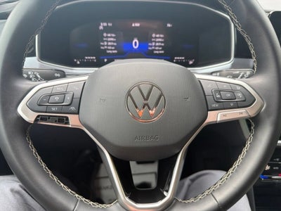 2025 Volkswagen Taos 1.5T SE