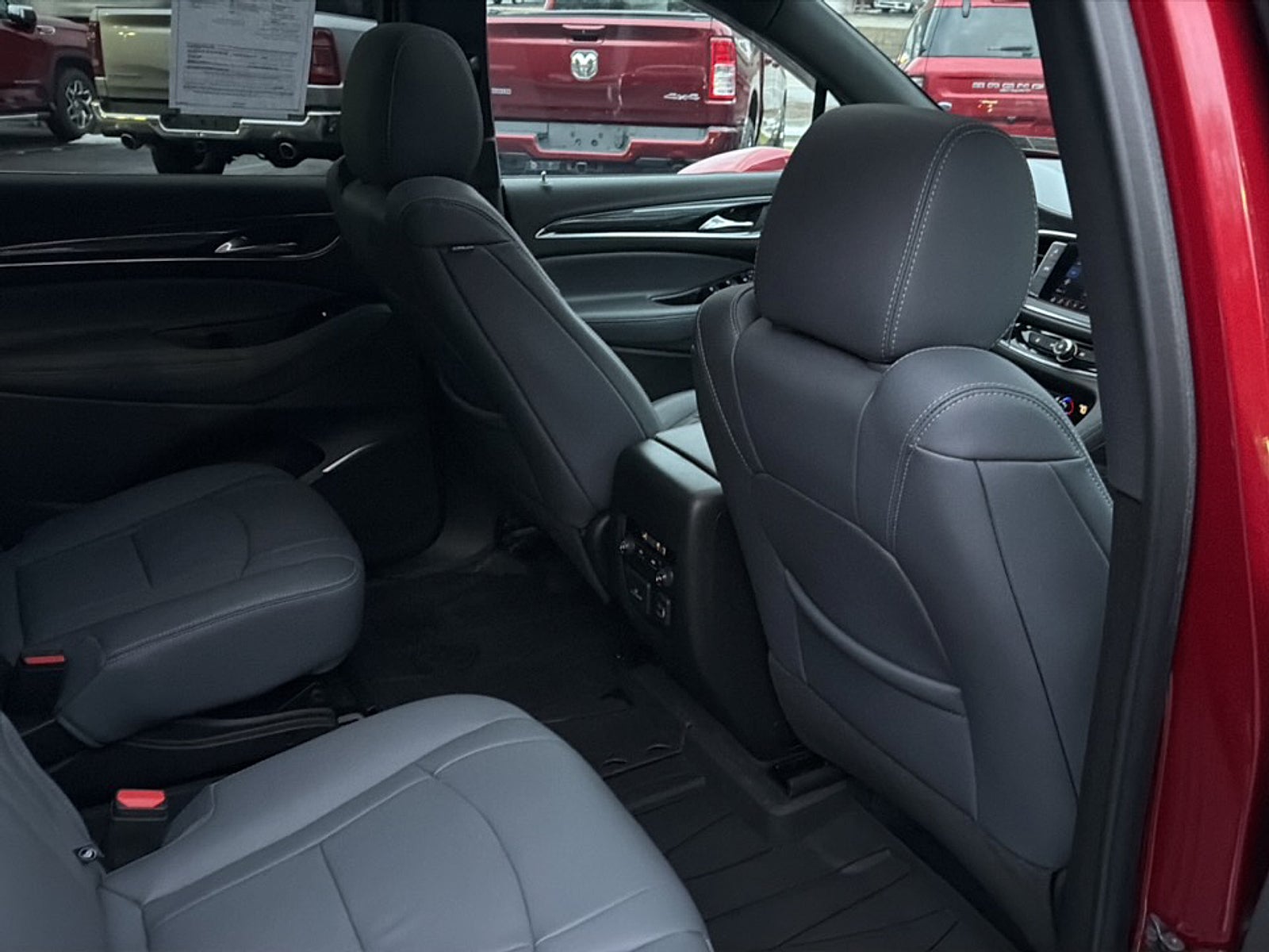 2024 Buick Enclave Essence