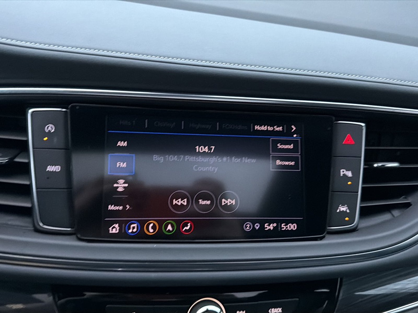 2024 Buick Enclave Essence