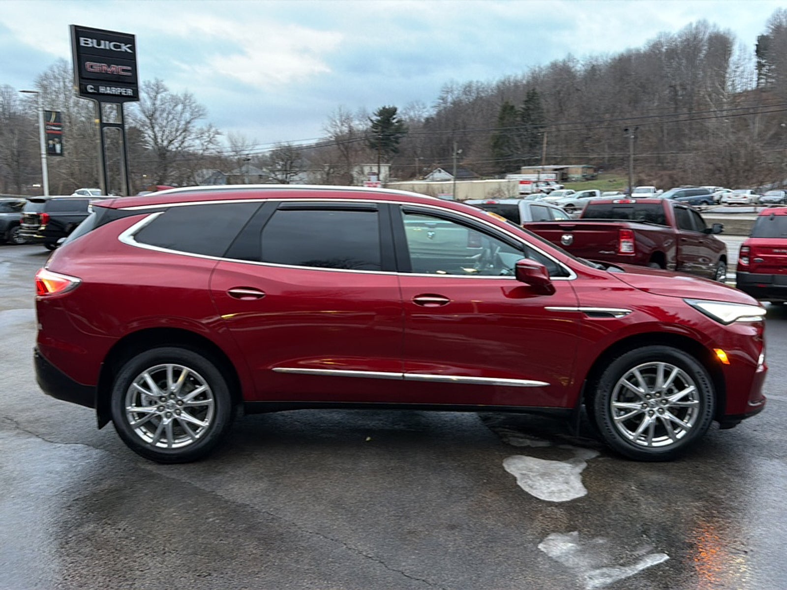 2024 Buick Enclave Essence