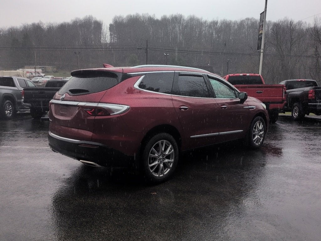 2024 Buick Enclave Essence